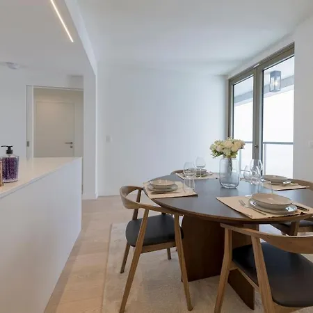 Apartment Elegance - Heart Of *