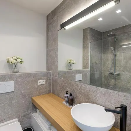 Elegance - Heart Of Apartment Antwerp